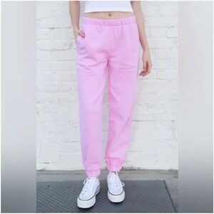 Brandy Melville bubblegum Pink Rosa Sweatpants